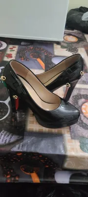 oyoq kiyim sotiladi qora 38 razmer kuk 39