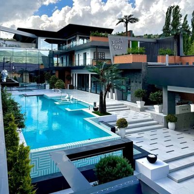 Сдаётся дача престиж класса “Beverly Hills” в Чарваке