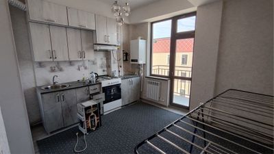 1 хона 42.5 метр кв. Срочно сотилади
