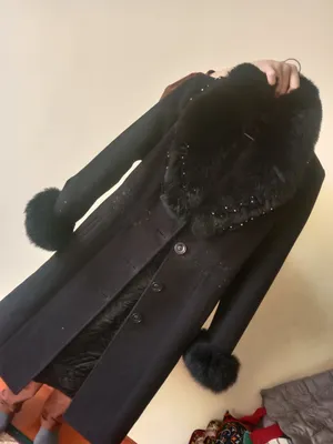 Turkish 38 razmer palto bir Marta kiyilgan yengi.