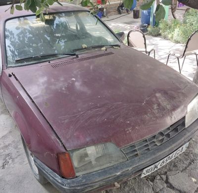 Продам Opel Rekord
