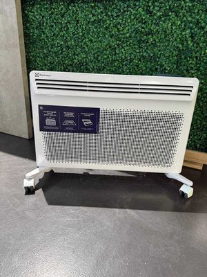 Мощный электрический конвектор Electrolux EIH/Air Heat G2-1500E