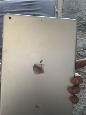 Ipad air 2 sotiladi batare
