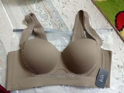 Новый бюстгальтер заказывали из Китая