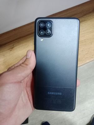 Samsung a12 ideal