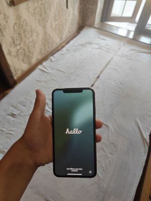 Iphone xs max 64 gb bitta aybi oynasi singab ekranga otmagan yomkst 79