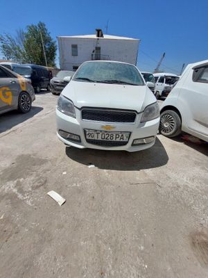 NEXIA 3. Narxi 100 mln kelishamiz