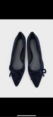 Tufli Charles Keith