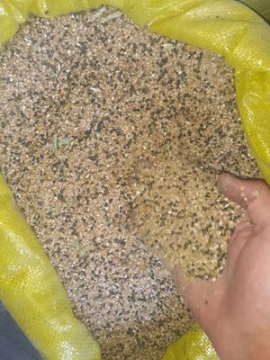 sechka sotiladi 1 tonnaga 2800