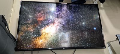 Телевизор LG43 Smart Tv