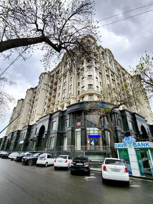 Срочна СВОЯ продаётся под офис
