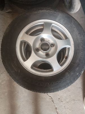 Продам диски с шинами R13