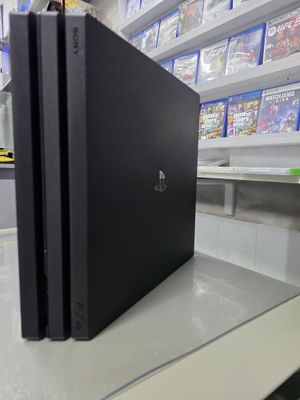 Продается игровой консол Sony Playstation 4 PRO 9.00 взлом