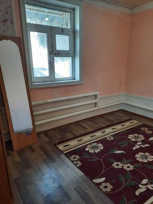 Феруза м-в 1-комната семье в частном доме