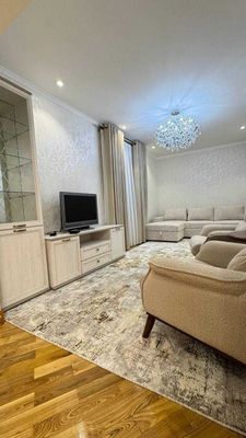 Мирзо Улугбек Ц1