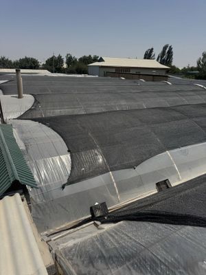 Issiq xona sotiladi 20 so’tiq setka salafan qo’shib beriladi