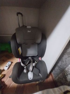 Продаю срочно автокресло Jikel Saturn Zip 360 Rotating IsoFix.