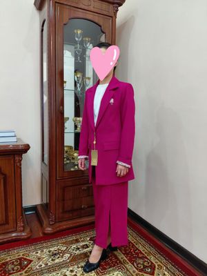 Kostyum yupka sotiladi 36 razmer