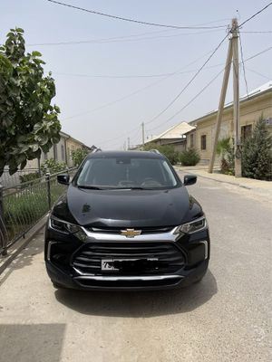 tracker premier black