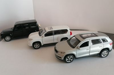 1:32~1:39 Масштаб. Игрушка. Skoda kodiak, Mersedes, Toyota