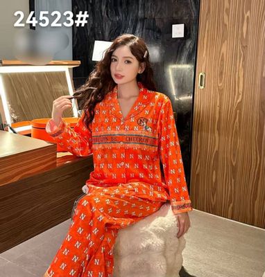 velyur pijama juda chiroyli