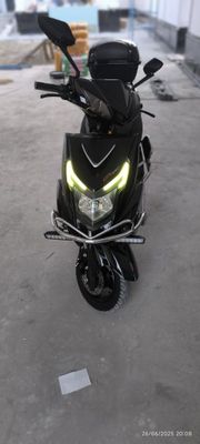 Sukutr vasa qora