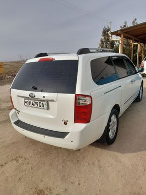 Kia Carnival Yoqilgi: Dizel