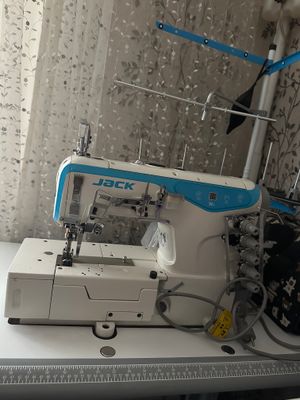 JAC va PRECIOUS sotiladi