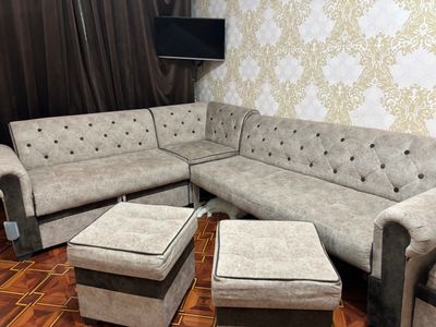 Продам дивам со стульями состояние хорошее