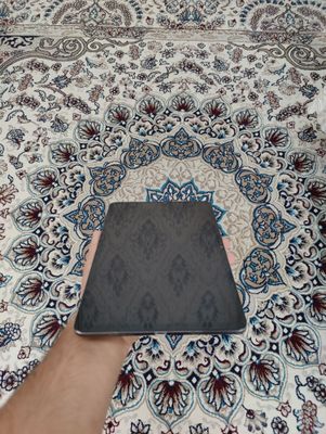 MiPad 6 256 yaxshi holatda