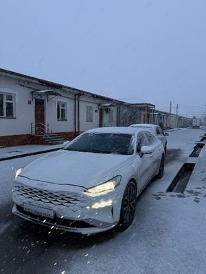 Kia k8 sotiladi
