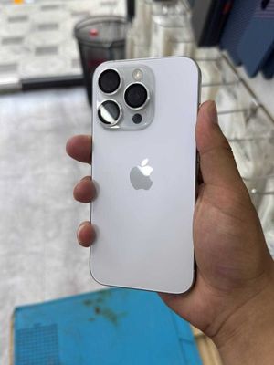 IPhone 15 pro ideal