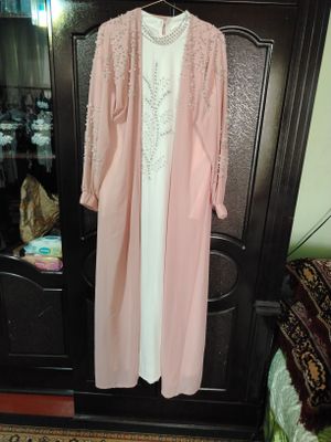 Abaya yangi kiyilmagan