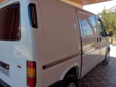 Holati yaxshi ford