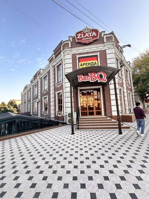 Сдается в аренду коммерческое помещение 850м2 в центре Самарканда