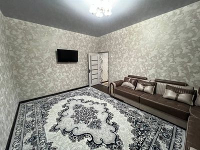 Сдается 2х комнатная квартира С обстановкой В горде Алмалыке