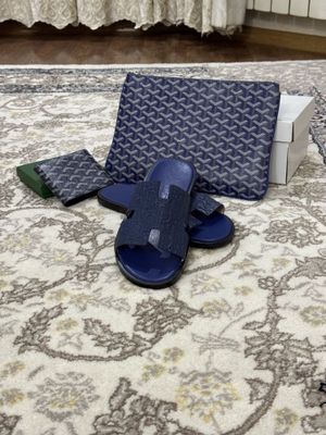Тапочки Dior новые!