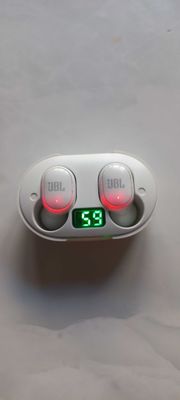 Беспповодные наушники JBL