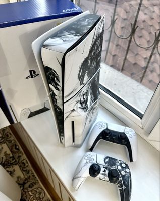 PlayStation 5 Slim 1TB с дисководом