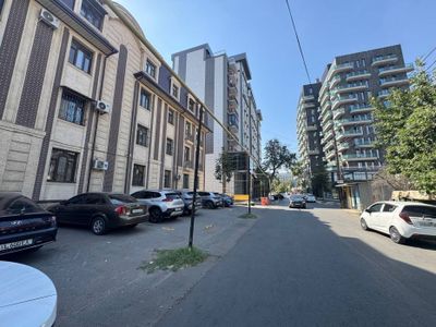 Аренда 2х комнатной на Parkwood, Российское посольство