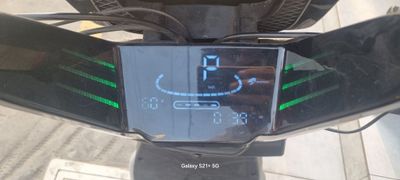 Elektrskutir drongo 72/20XB maxsimal tezligi 35 km/soat