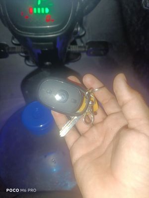 Sukuter elektroni