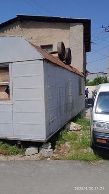 Строителни Контейнер сотилади, нархи келишилади