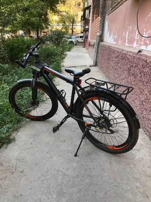 Продаётся велосипед почти новый мало ездили