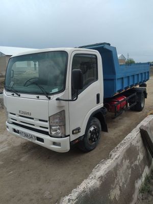 ISUZU yuk mashinasi