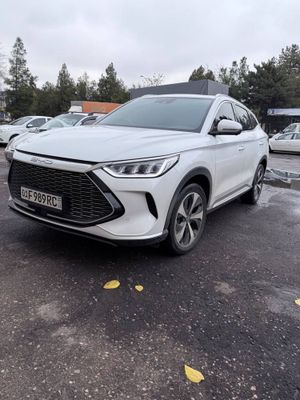 Naht va nasiya savdo BYD SONG Plus Gibid 2023 yil 2 pozitsiya