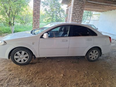 Daewoo Jentra 2016