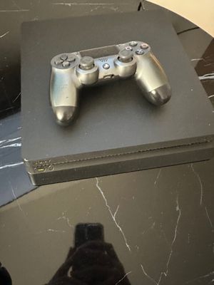 PS4 + джойстик 400 гегабайт + игры