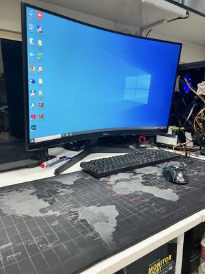 Manitor samsung odyssey 32 lik 144Hz 2K