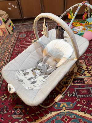 Продаю детский шезлонг Joie Wish (модель B1707)